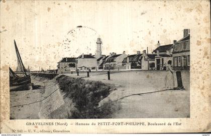 CPA Gravelines Hameau du Petit Fort Philippe Boulevard de l Est
