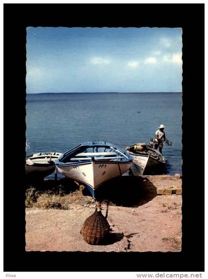 GUADELOUPE - Le Saintois, type courant de bateau de pêche à la Guadeloupe - 41
