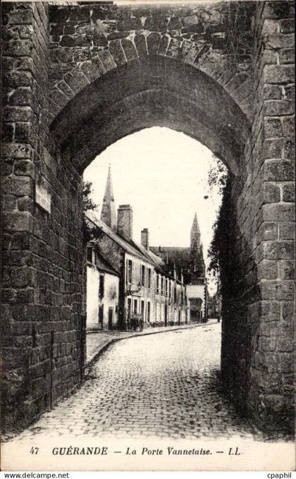 Guerande CPA La porte Vannetaise