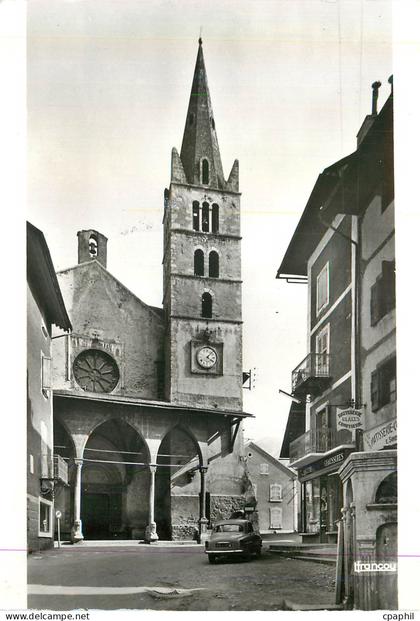 CPM Guillestre (Alt 987 m) (H A) L'Eglise XVIe S