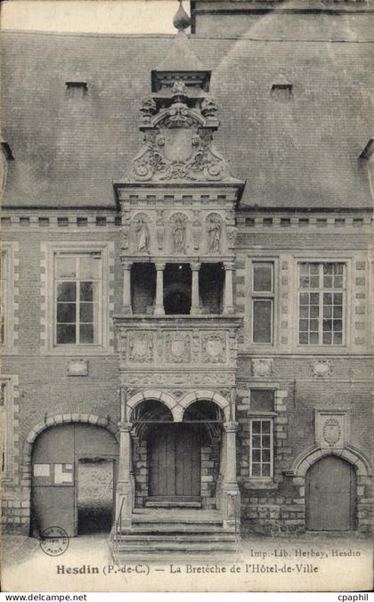 CPA Hesdin La Breteche de L'Hotel de Ville