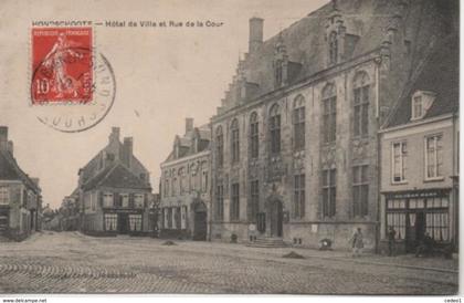 HONDSHOOTE  HOTEL DE VILLE ET RUE DE LA COUR