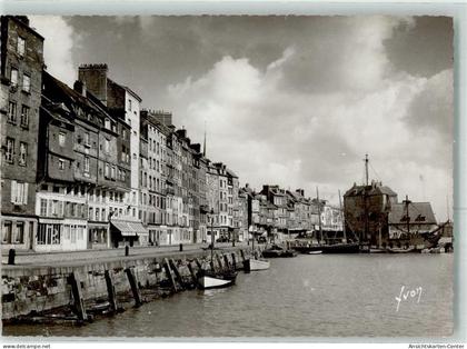 39470410 - Honfleur