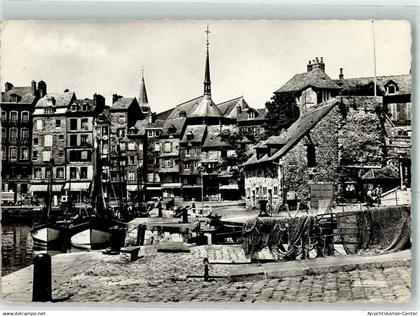 39477735 - Honfleur
