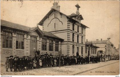 CPA Houdan Les Ecoles (1391937)