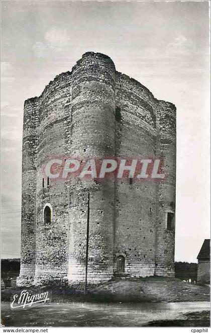CPM Houdan S et O La Tour feodale