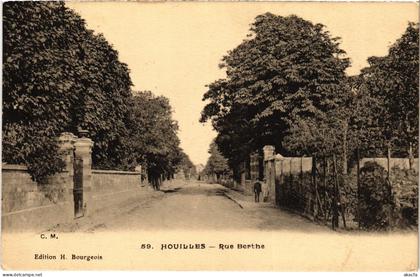 CPA Houilles Rue Berthe FRANCE (1378728)