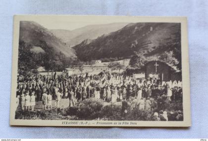 Itxassou, procession de la fête Dieu, Pyrénées Atlantiques 64
