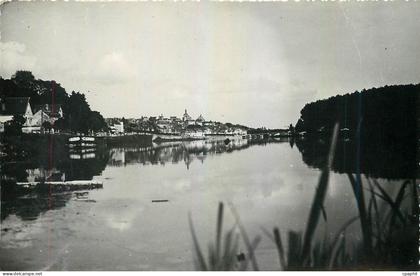 CPM Nos Belles Rivieres L'Yonne a Joigny