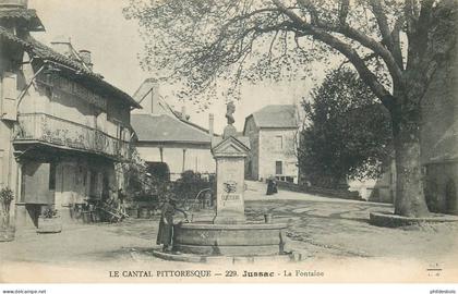CANTAL  JUSSAC  la fontaine