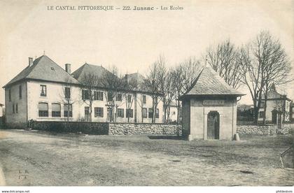 CANTAL  JUSSAC  les écoles