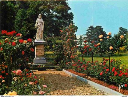 Carte Postale - 94 - L'hay-les-roses - Maison saint-vincent - l'allée des roses - Fleurs - CPM - Voir Scans Recto-Verso