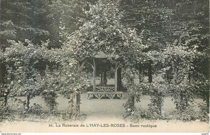 CPA La Roseraie de l'Hay les Roses Banc Rustique
