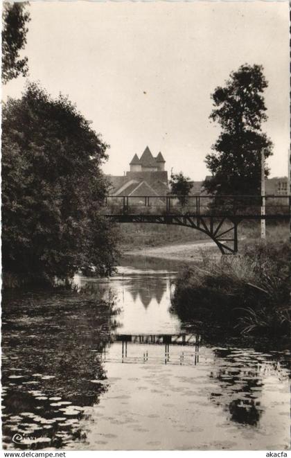 CPA L'ISLE-sur-SEREIN La Passerelle de Marzy (1198137)