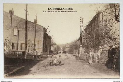LA BOUILLADISSE LA POSTE ET LA GENDARMERIE