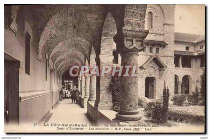 CPA La Cote Saint Andre Le seminaire Cour d'honneur Les couloirs