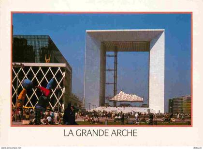 92 - La Défense - La Grande Arche de la Fraternité - CPM - Voir Scans Recto-Verso