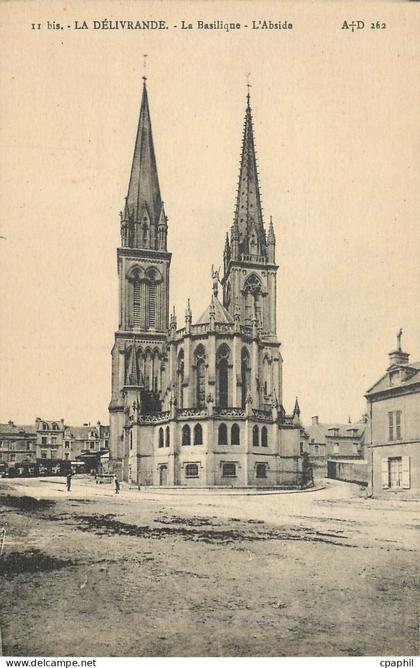 CPA La Delivrande La Basilique d'Abside