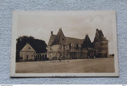 B227, la Flèche, hôtel de ville, Sarthe 72