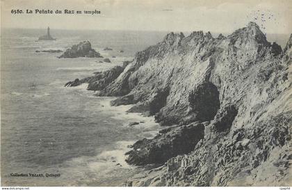 CPA La Pointe du Raz en tempete