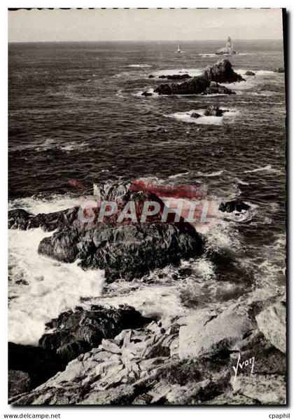 CPM Pointe Du Raz Le Phare De La Vieille