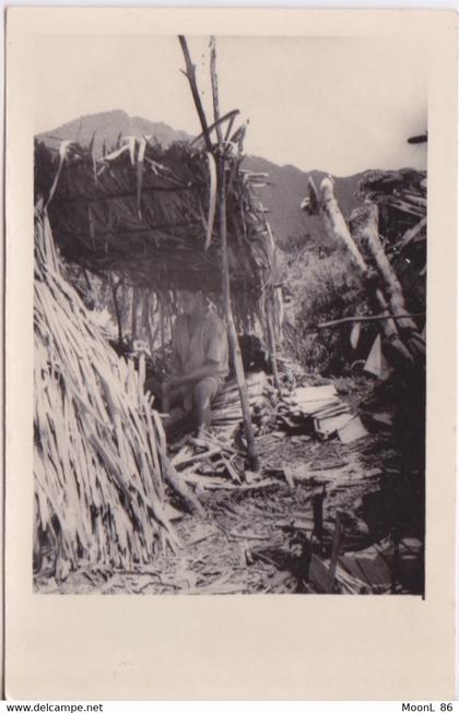 974 - LA REUNION -  CASE EN PAILLE SUR ILE DE LA REUNION