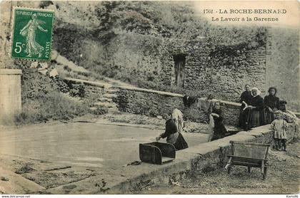 la roche bernard * le lavoir à la garenne * laveuses