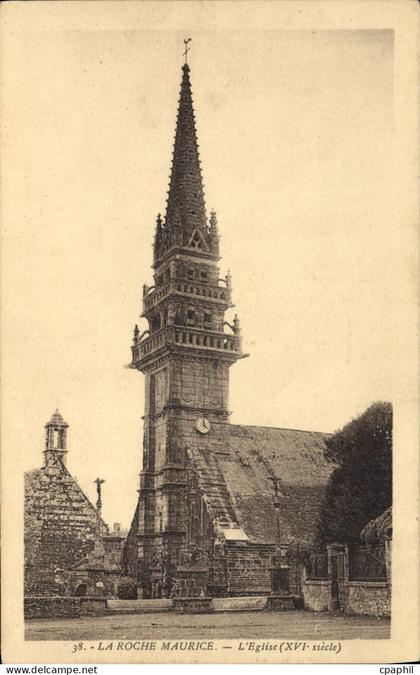 CPA La Roche Maurice l'eglise XVI siecle