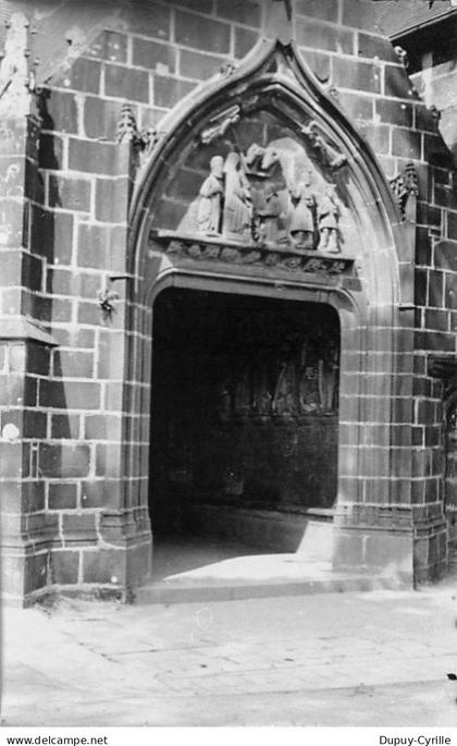 LA ROCHE MAURICE - très bon état