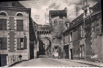 CPA La Roche Posay vieille porte