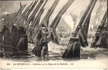 CPA La Rochelle Richelieu sur la Digue de la Rochelle