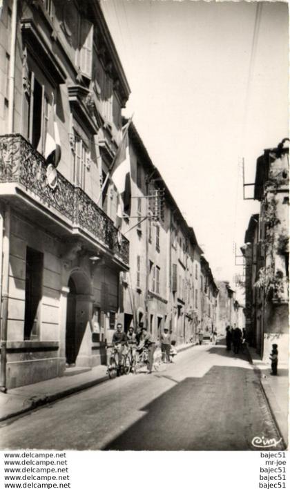 La Roquebrussanne - l'hôtel de ville