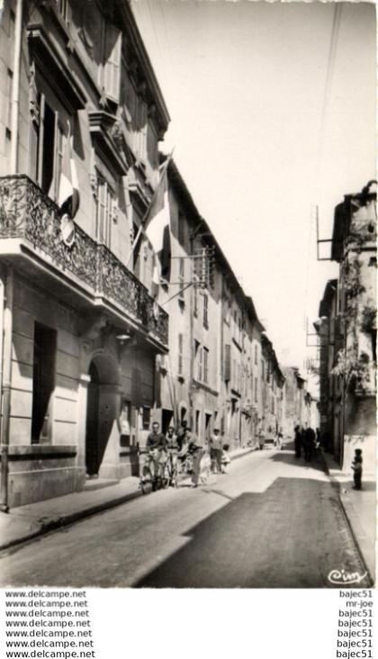 La Roquebrussanne - l'hôtel de ville