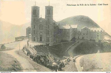 Carte Postale - 38 - La Salette - Pèlerinage de Notre Dame de la Salette - Le Sanctuaire - CPA - Voir Scans Recto-Verso