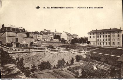 CPA La Souterraine Place de la Font au Moine
