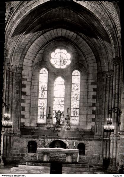 CPM La Souterraine Le Choeur Et l'Autel Primitif