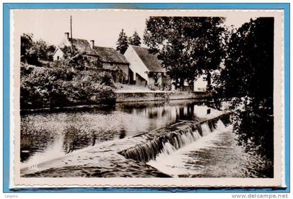 86 - La TRIMOUILLE -- L'Ecluse - 1953