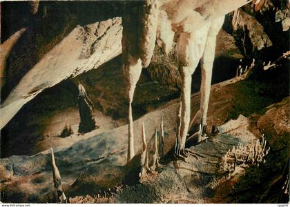CPM En Quercy Les Grottes de Lacave Le calvaire