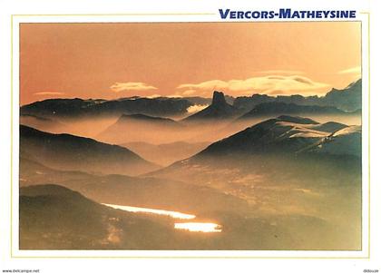 Carte Postale - 38 - Laffrey - Les Lacs de Laffrey - Le Mont Aiguille - Au fond, le Vercors - Carte Neuve - CPM - Voir S