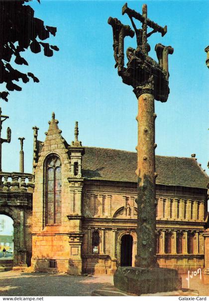 29 LAMPAUL GUIMILIAU L EGLISE ET LE CALVAIRE