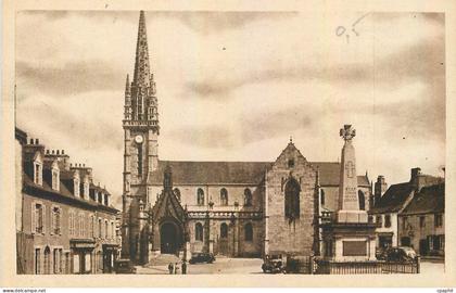 CPA Landivisiau Finistere La Place de l'Eglise