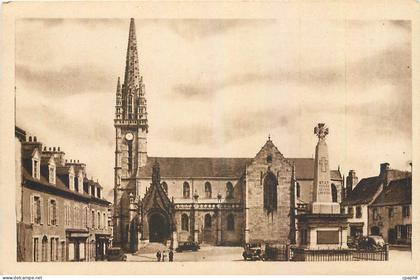 CPA Landivisiau Finistere La Place de l'Eglise