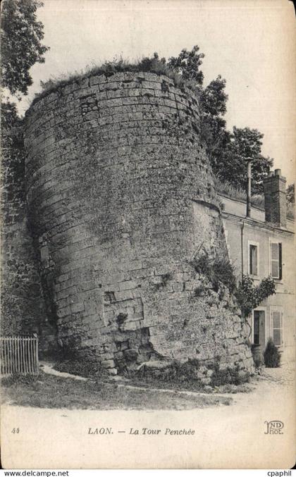 Laon - La Tour Penchee - CPA