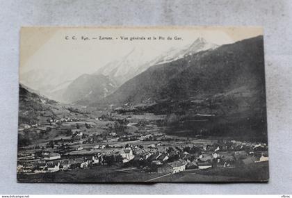 Laruns, vue générale et le pic du Ger, Pyrénées Atlantiques 64