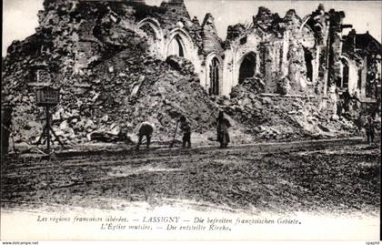 CPA Lassigny L eglise mutilee Militaria
