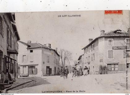 LATRONQUIERE PLACE DE LA HALLE