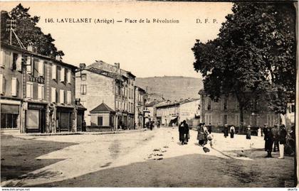 CPA LAVELANET Place de la Revolution (646968)