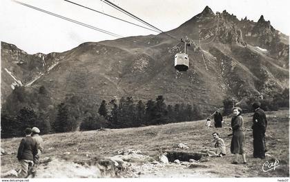 Le Mont-Dore - Sancy - Les Aiguilles du Diable