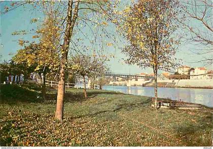 Carte Postale - 94 - Le Perreux sur Marne - Bry - La passerelle - Flamme Postale de Le Perreux sur Marne - CPM - Voir Sc