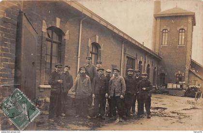 LE PETIT QUEVILLY - carte photo - Usine Maletra - ouvriers